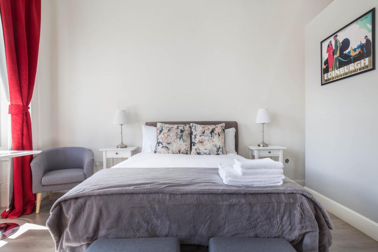 Modern Studio Apartment In Prime Central Location إدنبرة المظهر الخارجي الصورة